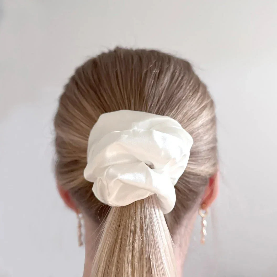 Silkkinen hiusdonitsi scrunchie 3 kpl setti - Wellen