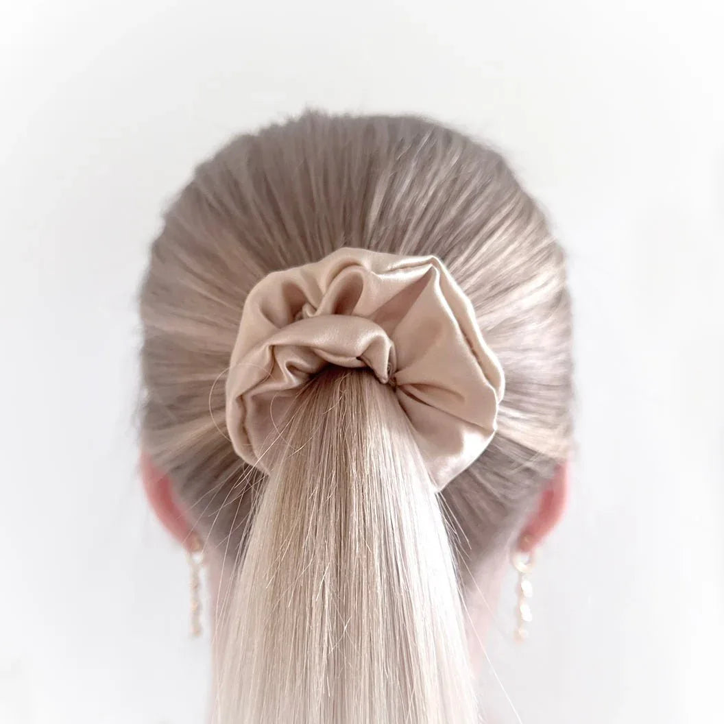 Silkkinen hiusdonitsi scrunchie, 3 kpl setti - beige iso- Wellen